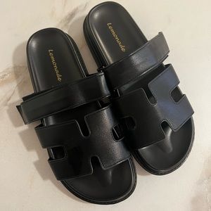 Black leather h style sandals
